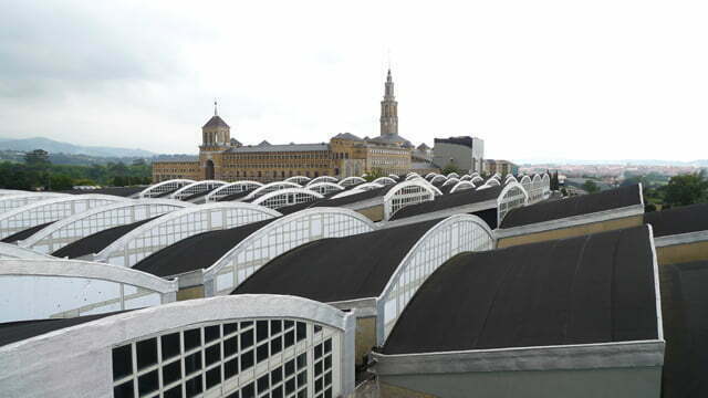 Talleres rehabilitados de FP de la Laboral de Gijón